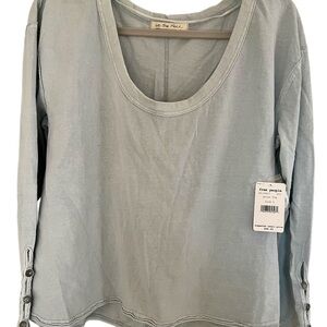 NWT We The Free Long Button Accent SleevedTop, size L